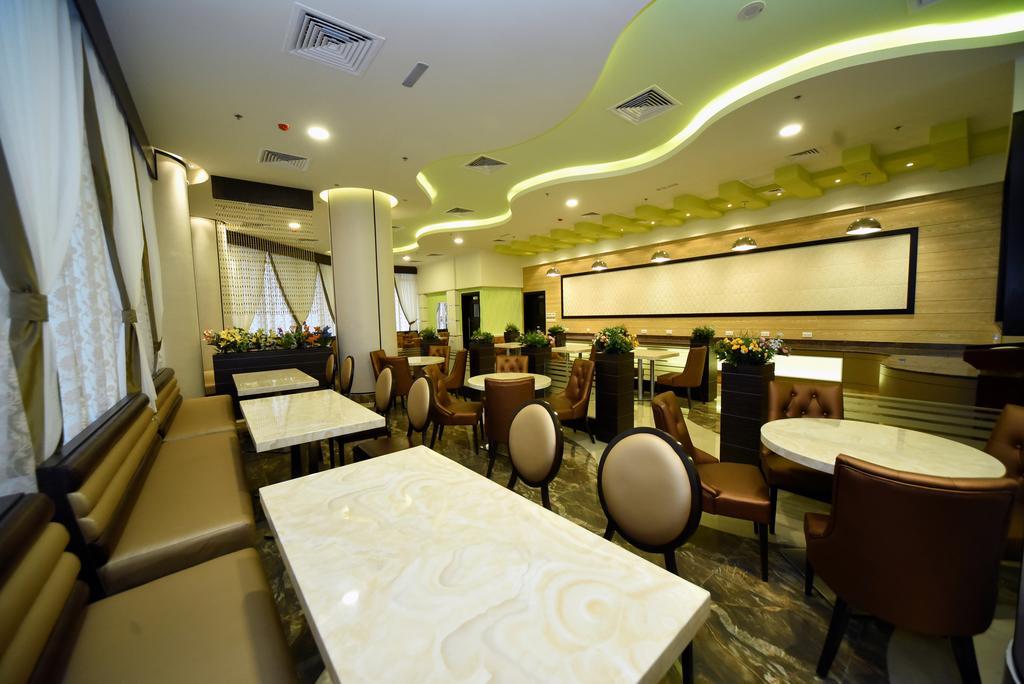 Alain Hotel Adżman Zewnętrze zdjęcie